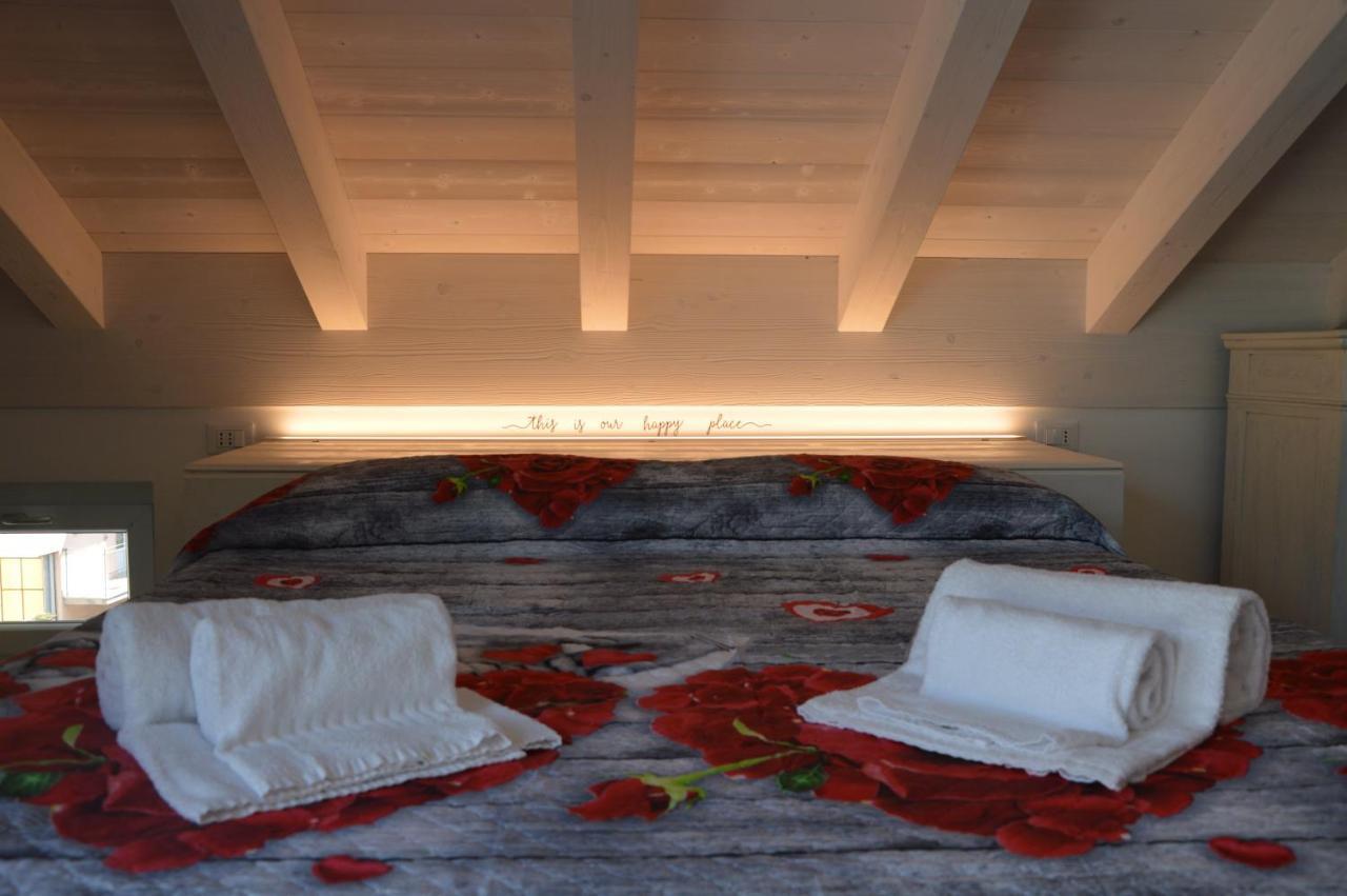 White Suite - Jacuzzi, Swimming Pool & Lake View Lezzeno Eksteriør billede